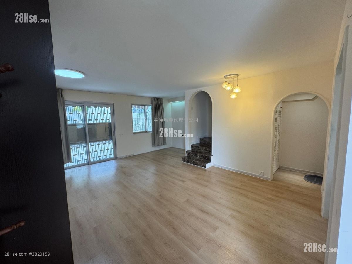 锦绣花园 租盘 3 房 , 2 浴室 848 平方尺