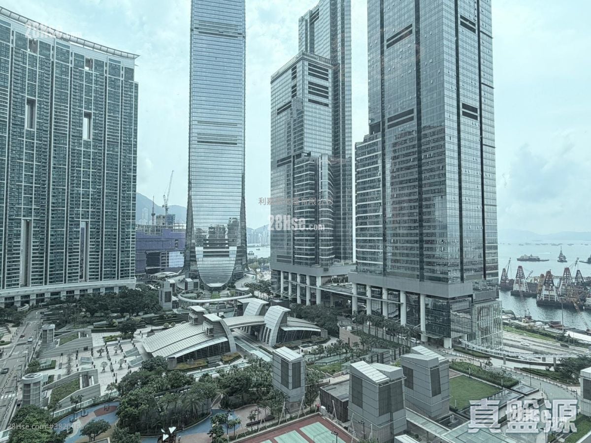 Sorrento Sell 3 Bedrooms , 2 Bathrooms 774 ft²