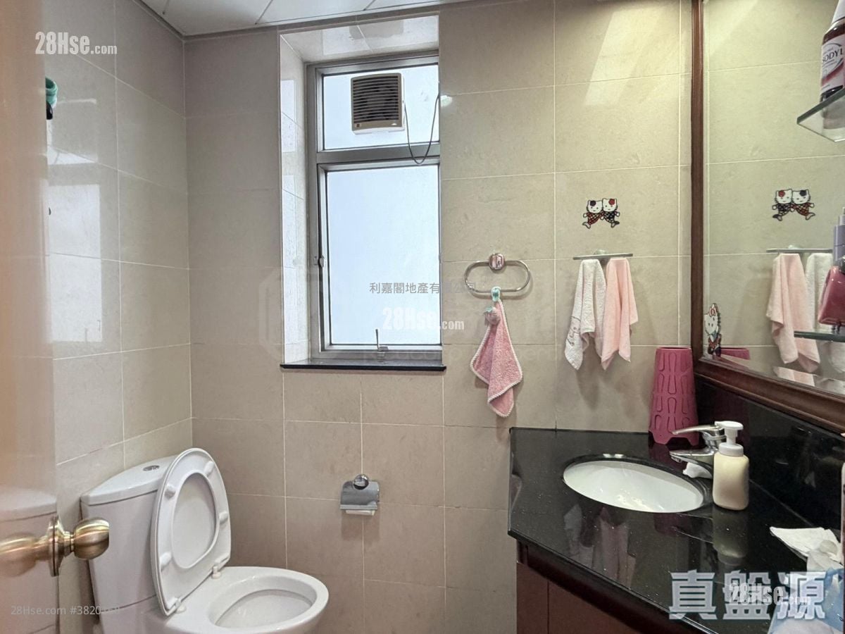 Sorrento Sell 3 Bedrooms , 2 Bathrooms 774 ft²