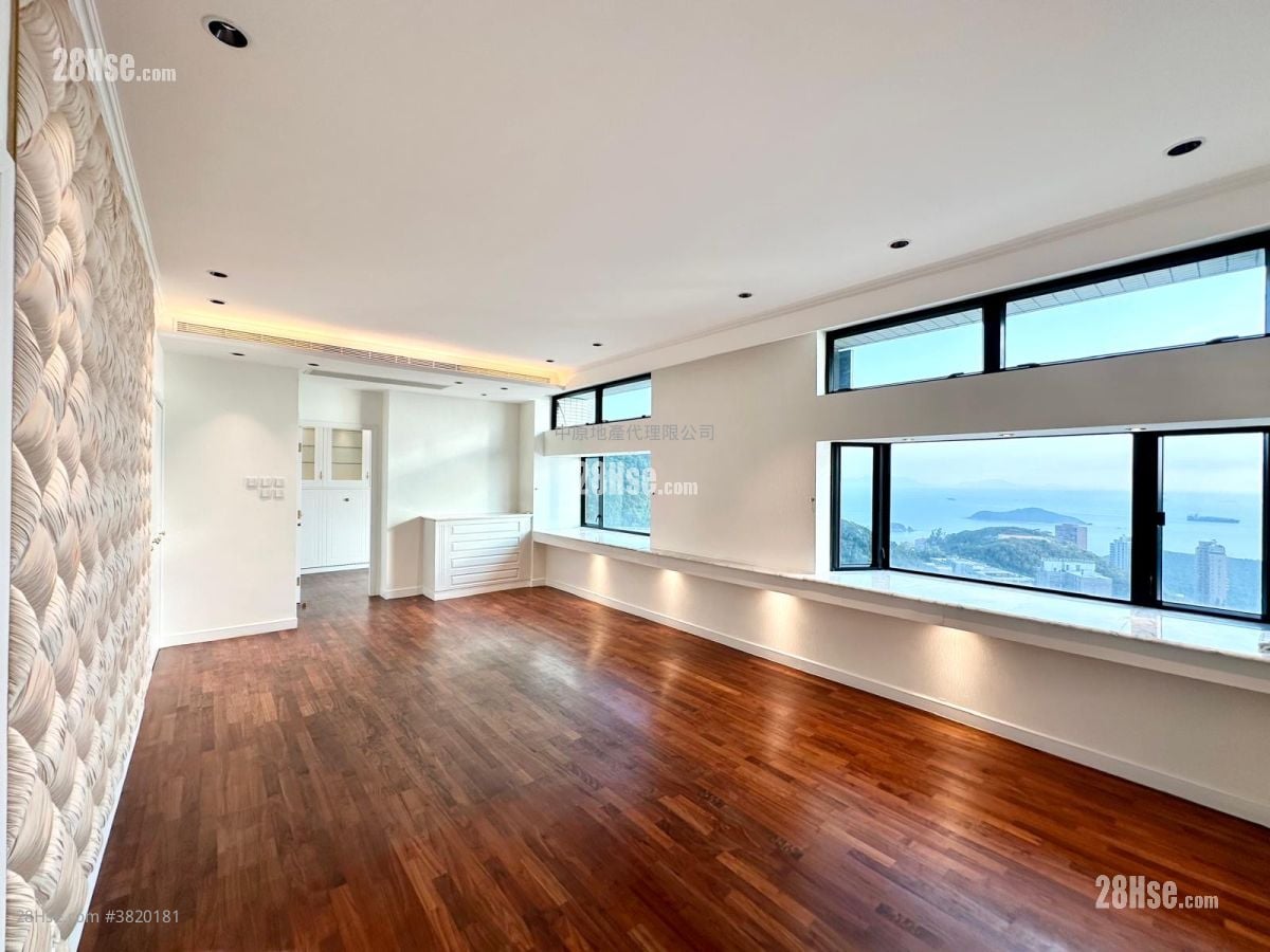 Repulse Bay Rd 37 Sell 4 Bedrooms , 3 Bathrooms 1,254 ft²