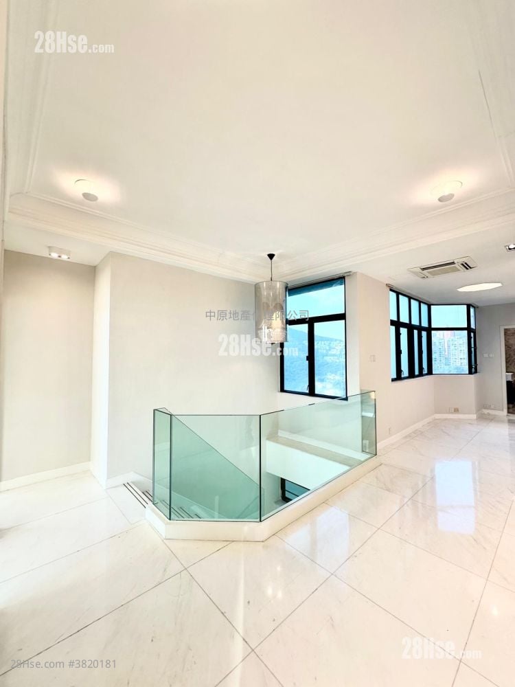 Repulse Bay Rd 37 Sell 4 Bedrooms , 3 Bathrooms 1,254 ft²