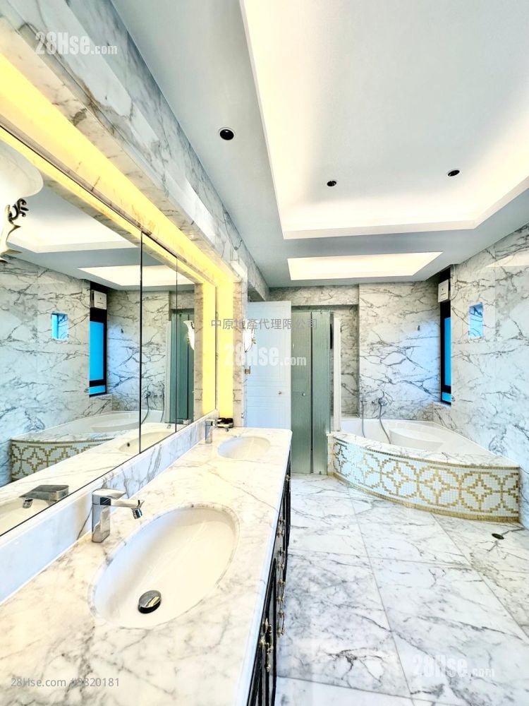 Repulse Bay Rd 37 Sell 4 Bedrooms , 3 Bathrooms 1,254 ft²