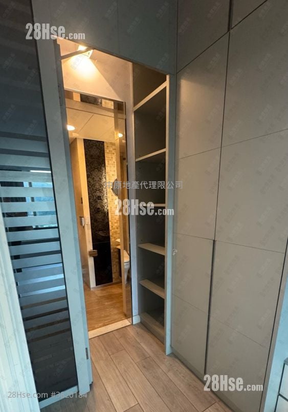 Festival City Sell 3 Bedrooms 739 ft²