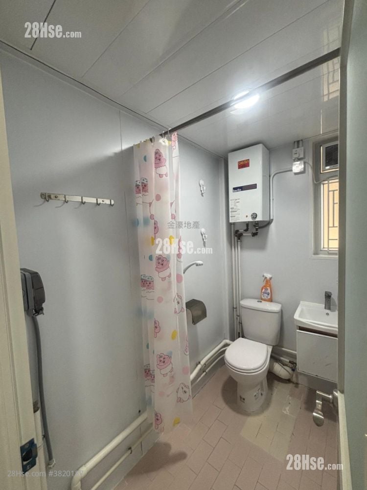 村屋 租盘 2 房 , 1 浴室