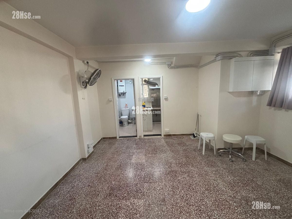 村屋 租盘 2 房 , 1 浴室