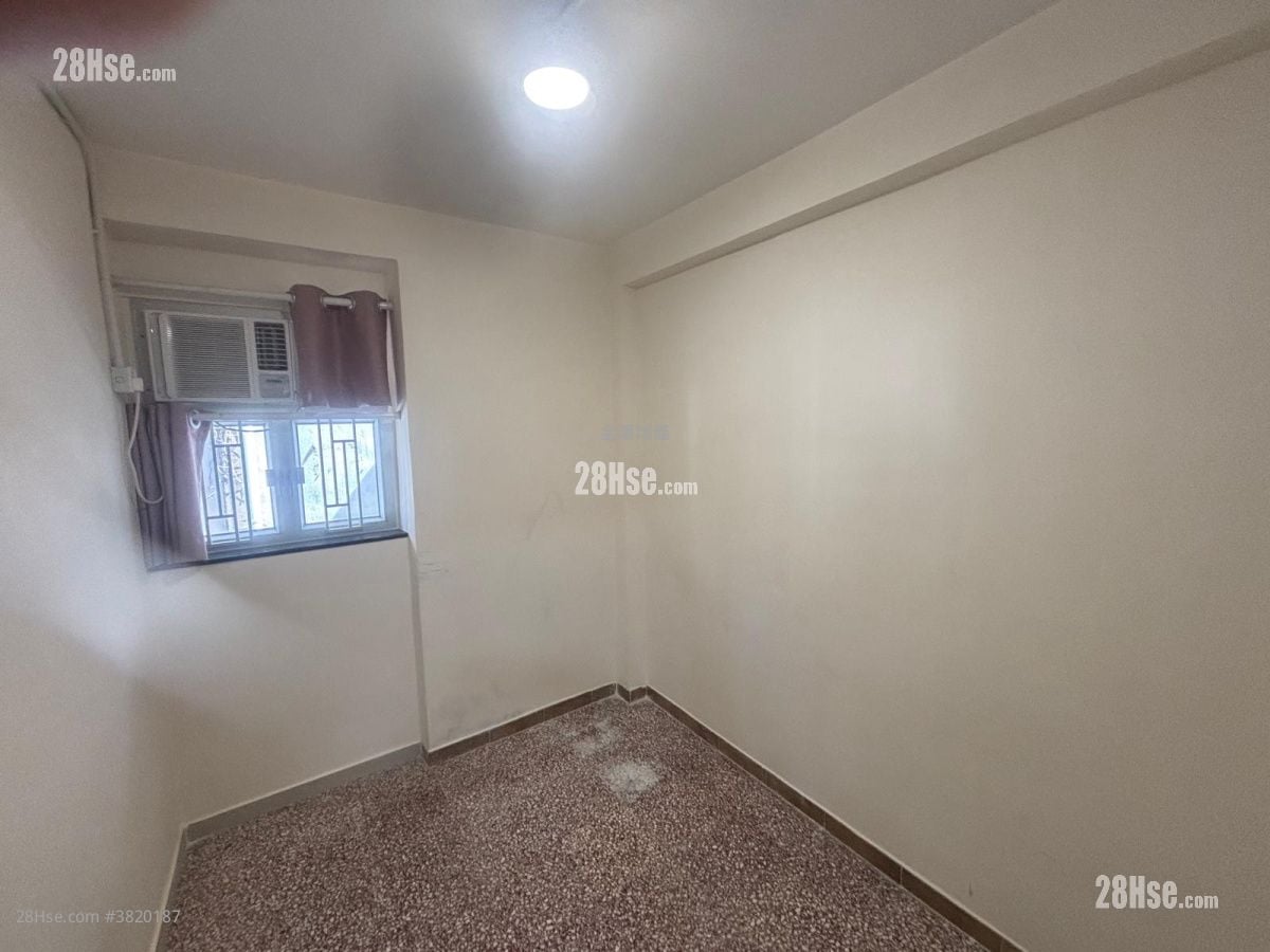 村屋 租盘 2 房 , 1 浴室