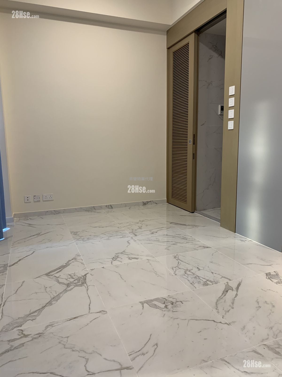 津匯 租盤 開放式間隔 280 平方呎