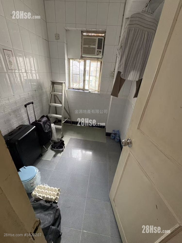 南灣大廈 租盤 2 房 , 1 浴室 350 平方呎