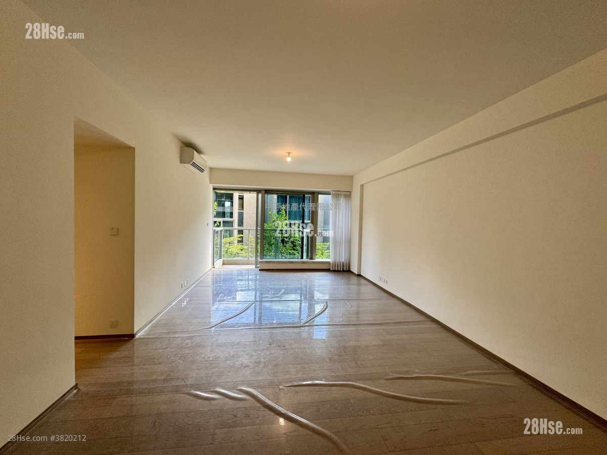 Mount Regalia Sell 4 Bedrooms 1,616 ft²