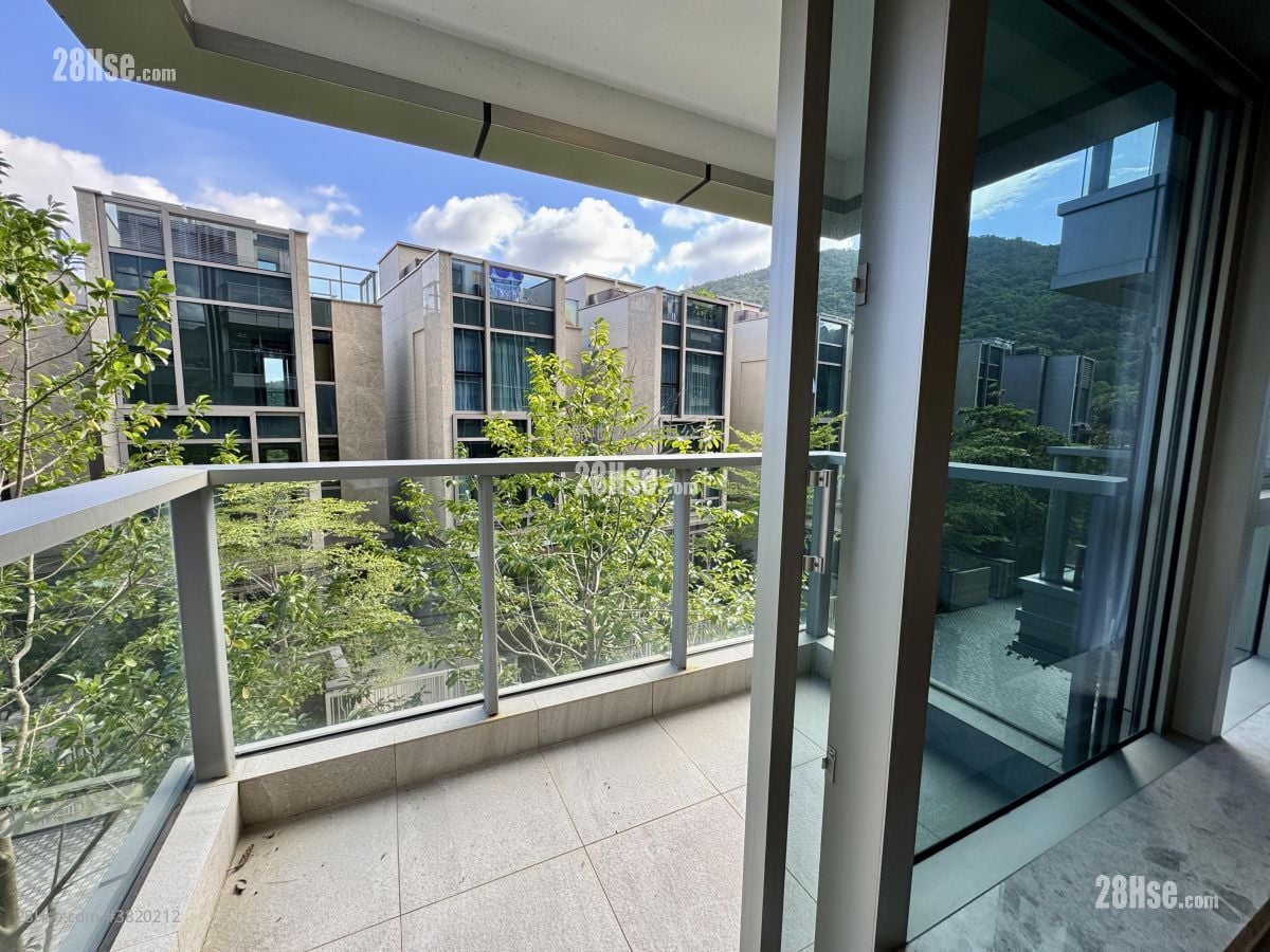 Mount Regalia Sell 4 Bedrooms 1,616 ft²