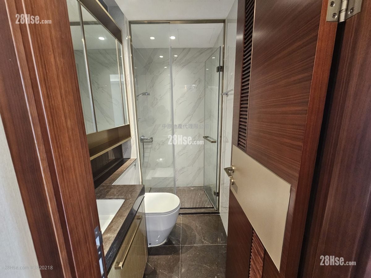 The Vertex Sell 1 Bedroom , 1 Bathroom 319 ft²