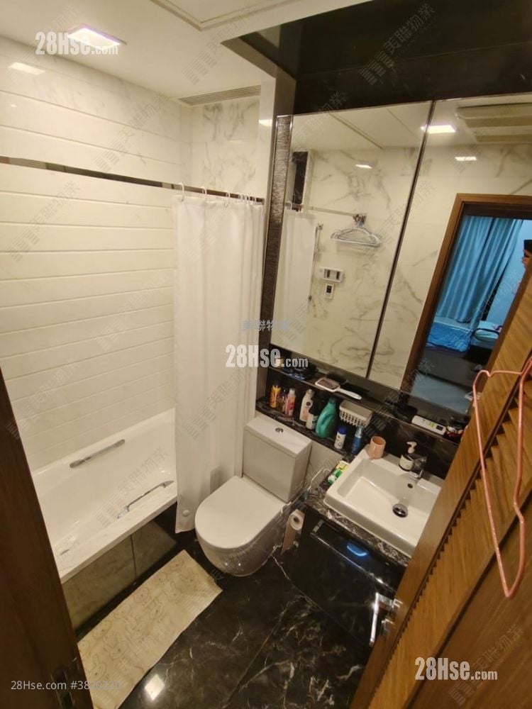 Grand Yoho Sell 4 Bedrooms , 2 Bathrooms 907 ft²