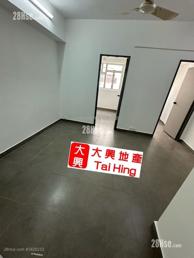 唐楼 租盘 2 房 , 1 浴室 392 平方尺