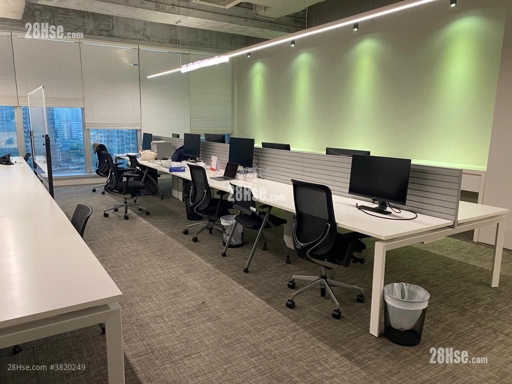 万泰利广场 租盘 3 房 1,484 平方尺