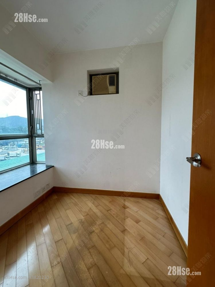 Yoho Town 售盤 2 房 , 1 浴室 393 平方呎