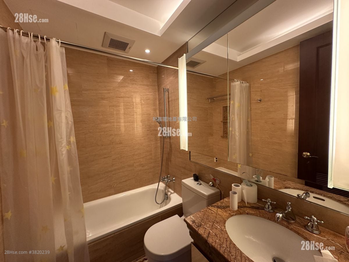 The Palazzo Rental 4 Bedrooms , 3 Bathrooms 1,847 ft²