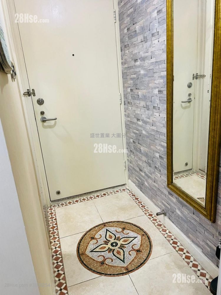 嘉徑苑 售盤 3 房 , 2 浴室 650 平方呎