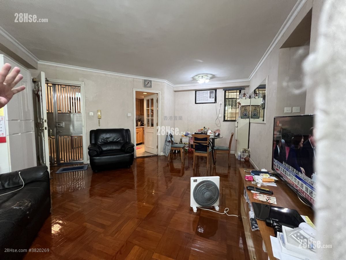 欣榮花園 售盤 4 房 , 2 浴室 778 平方呎