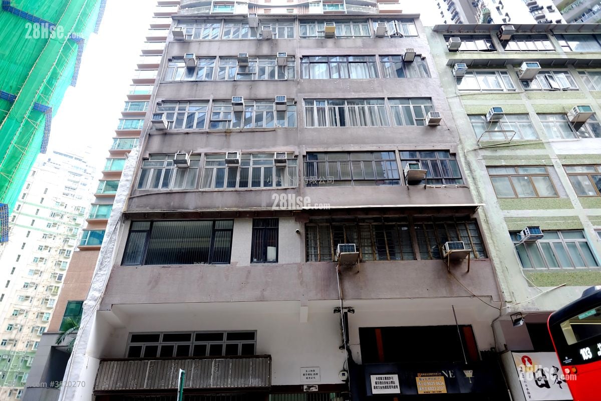 大厦外观: 坚道111-113号 租盘 2 房 , 1 浴室 666 平方尺