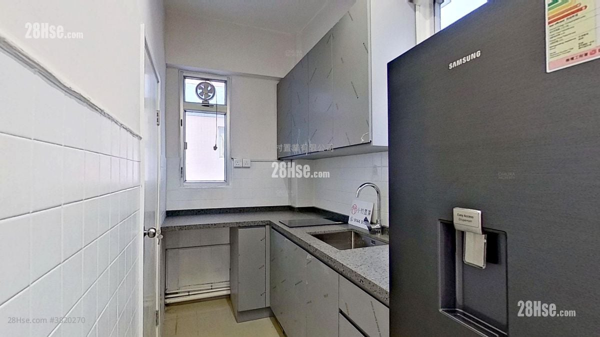 厨房: 坚道111-113号 租盘 2 房 , 1 浴室 666 平方尺