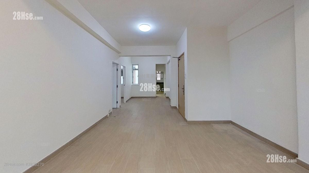 厅: 坚道111-113号 租盘 2 房 , 1 浴室 666 平方尺