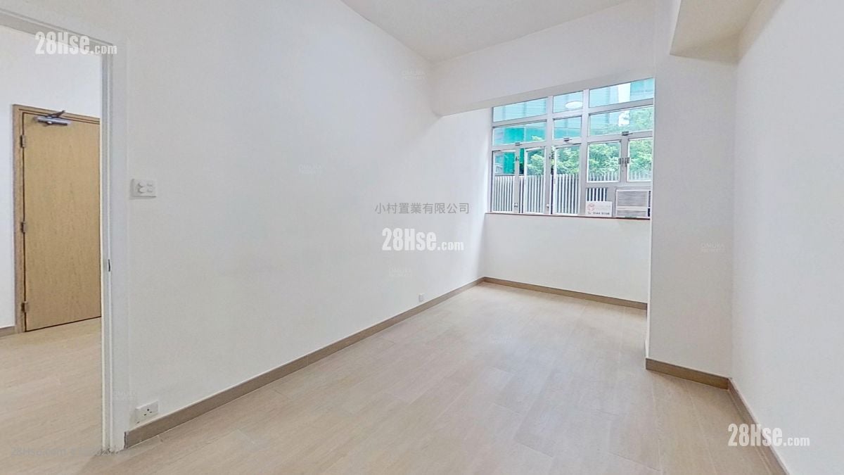 主人房: 坚道111-113号 租盘 2 房 , 1 浴室 666 平方尺