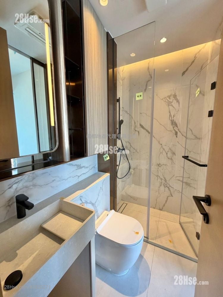 南首 租盘 2 房 , 1 浴室 342 平方尺