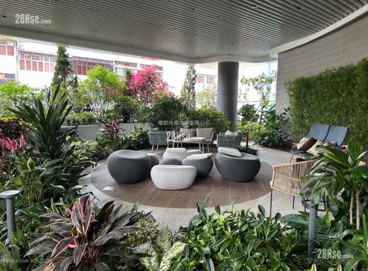 南首 租盘 2 房 , 1 浴室 342 平方尺