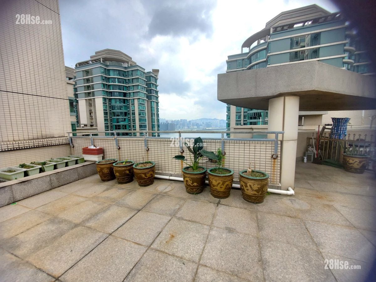 海逸豪园 租盘 4 房 , 2 浴室 884 平方尺