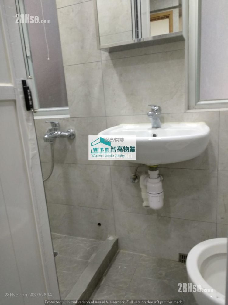 Chinese Mansion Sell 2 Bedrooms , 1 Bathroom 409 ft²