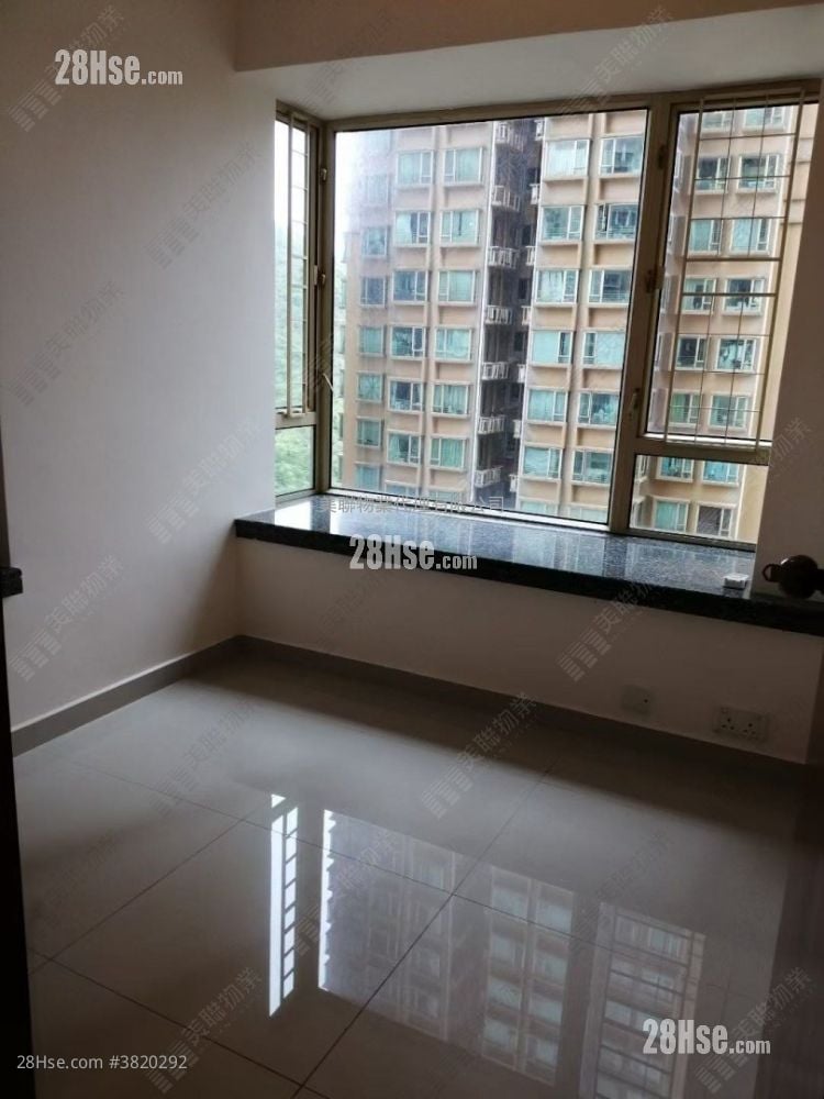 La Cite Noble Rental 2 Bedrooms , 1 Bathroom 377 ft²