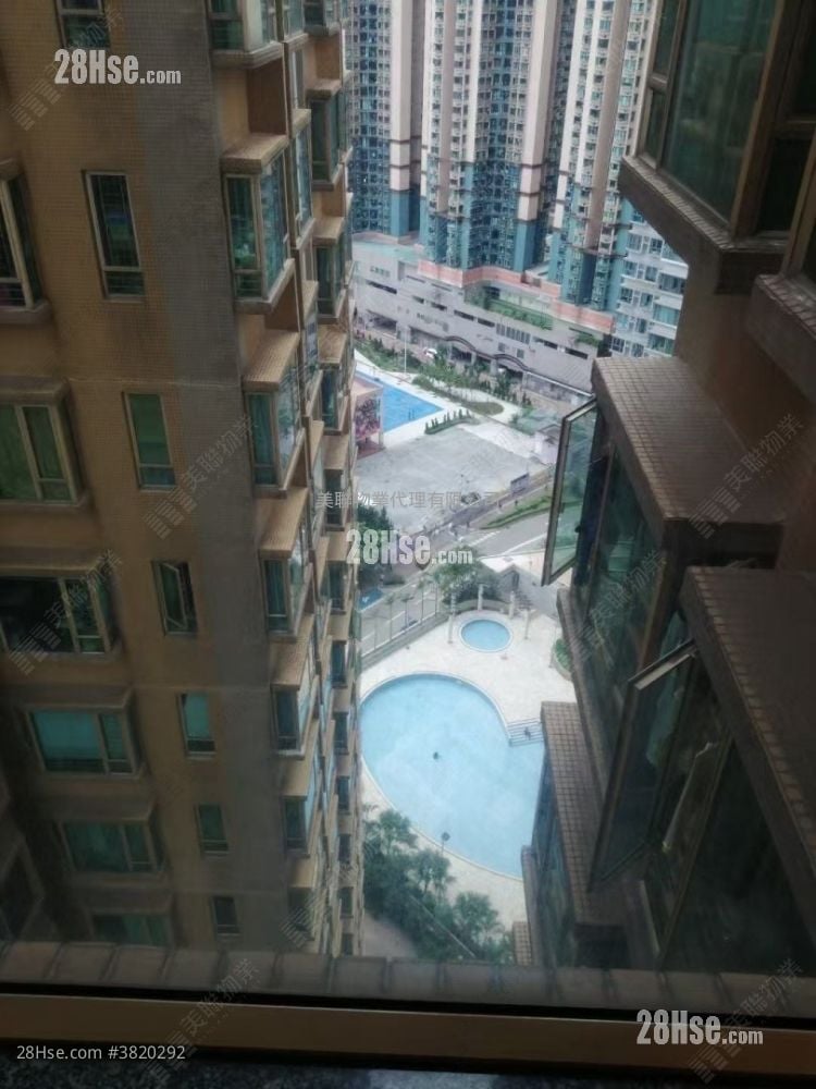 La Cite Noble Rental 2 Bedrooms , 1 Bathroom 377 ft²