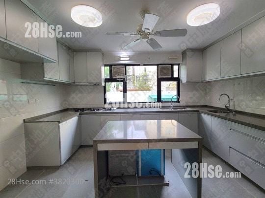 康豪苑 租盘 3 房 , 4 浴室 1,802 平方尺