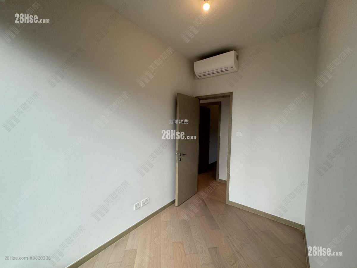 港岛南岸 租盘 4 房 1,135 平方尺