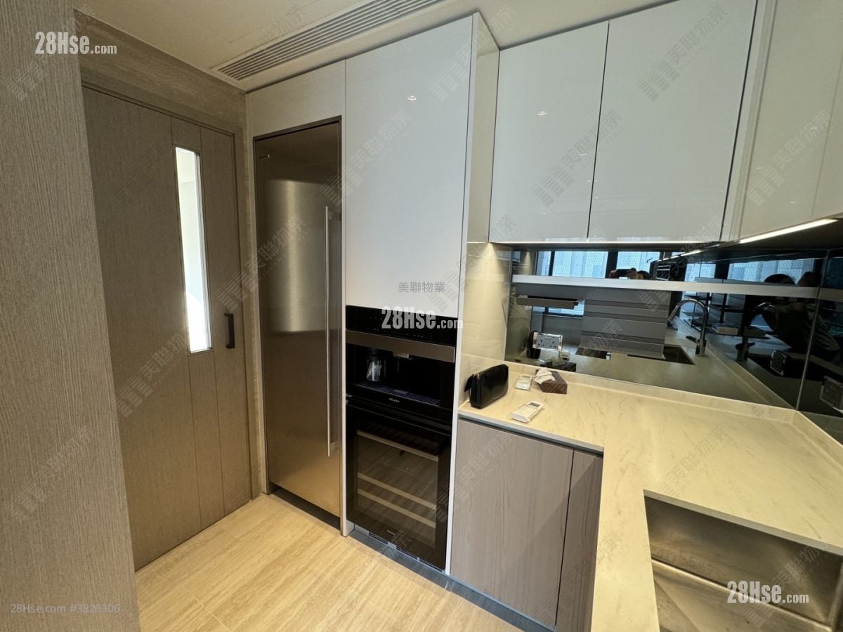 港岛南岸 租盘 4 房 1,135 平方尺