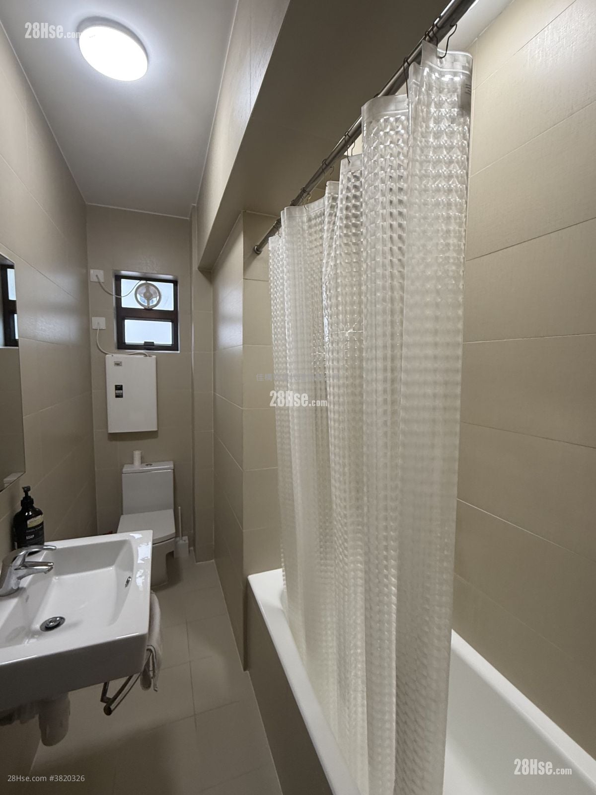 Starlight House Rental 2 Bedrooms , 1 Bathroom 607 ft²