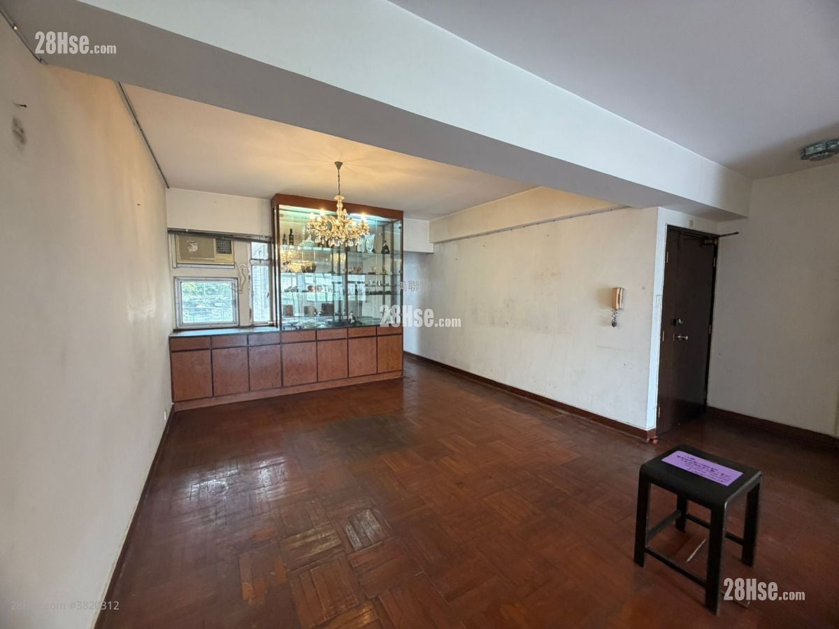 世界花园 售盘 4 房 2,217 平方尺