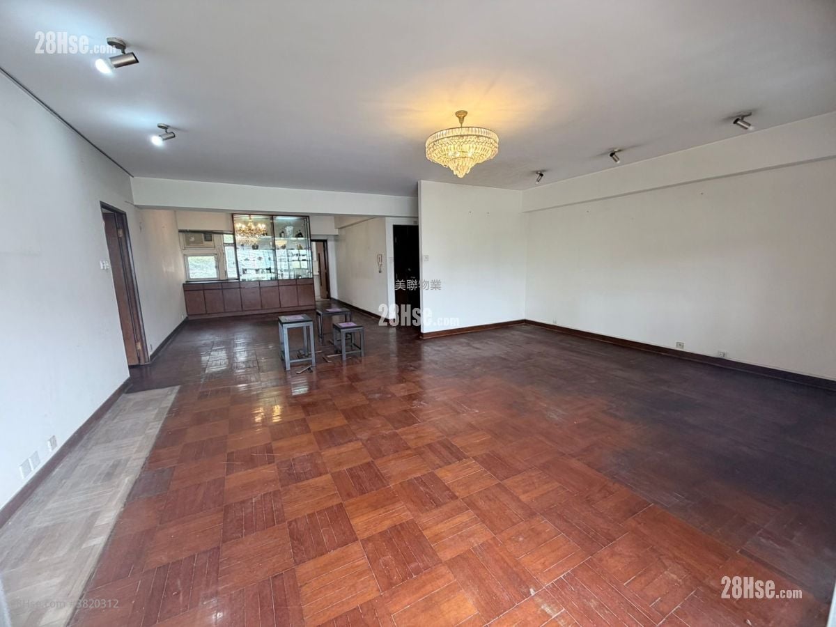 世界花园 售盘 4 房 2,217 平方尺