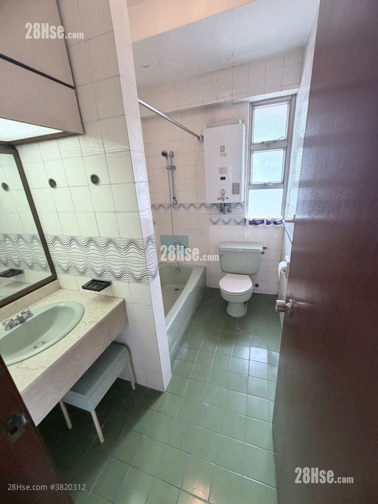 世界花园 售盘 4 房 2,217 平方尺