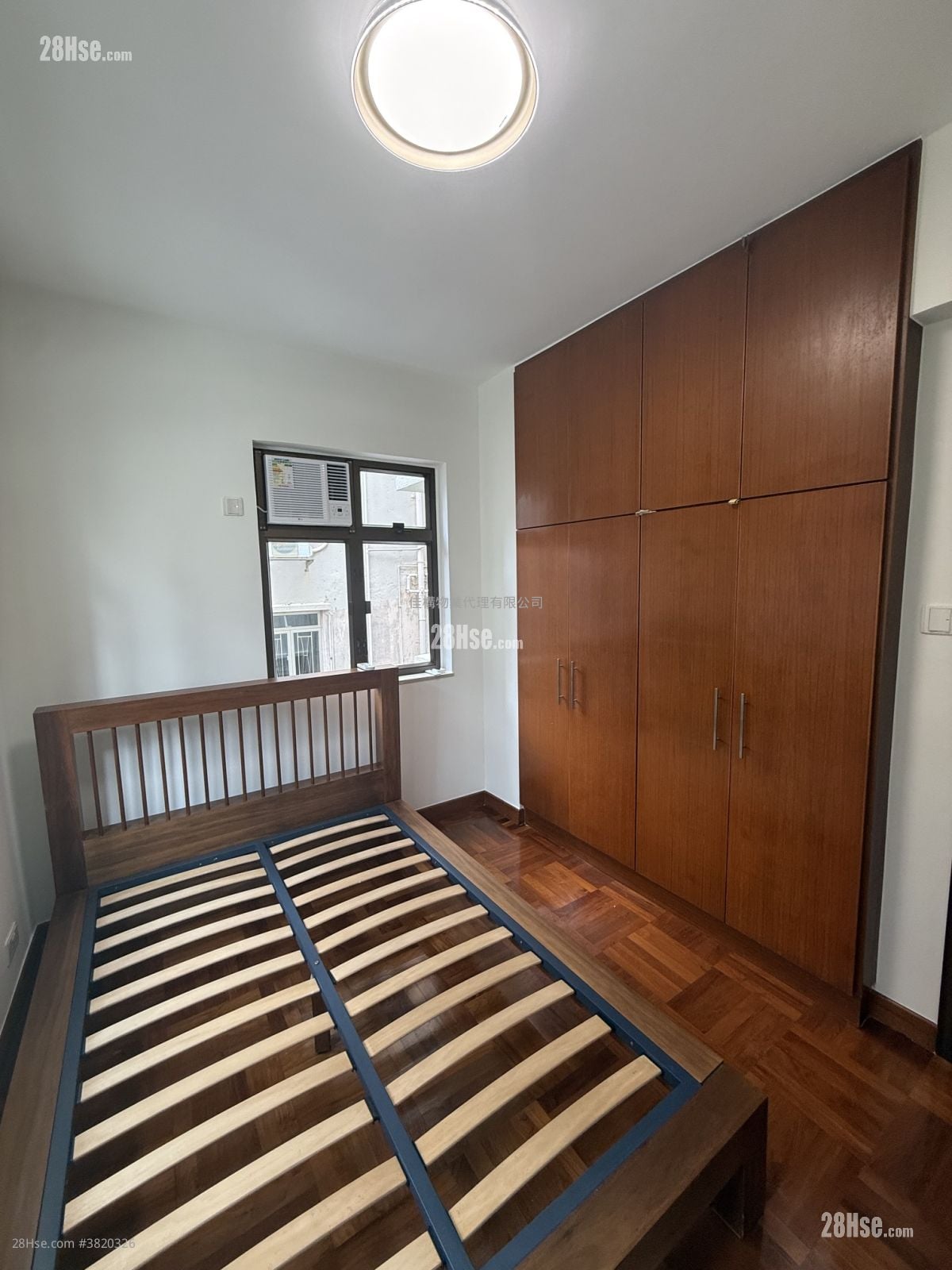 Starlight House Rental 2 Bedrooms , 1 Bathroom 607 ft²