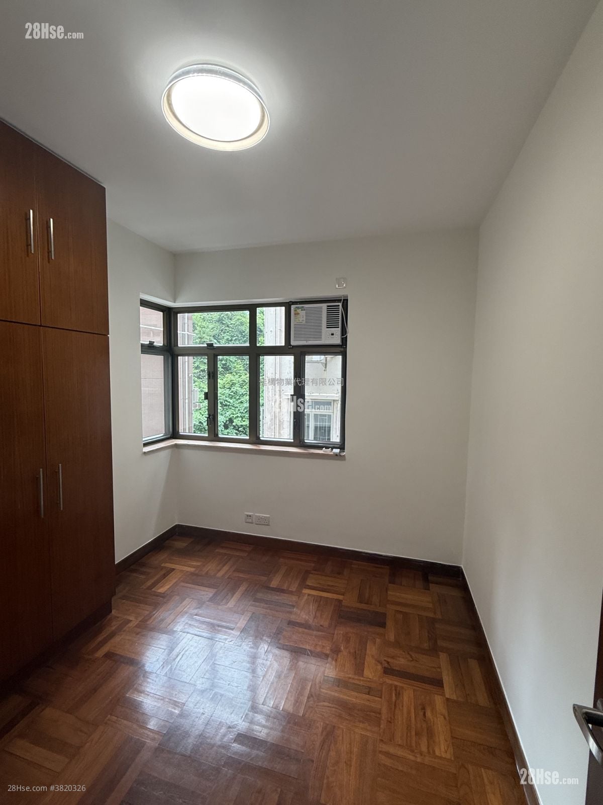 Starlight House Rental 2 Bedrooms , 1 Bathroom 607 ft²