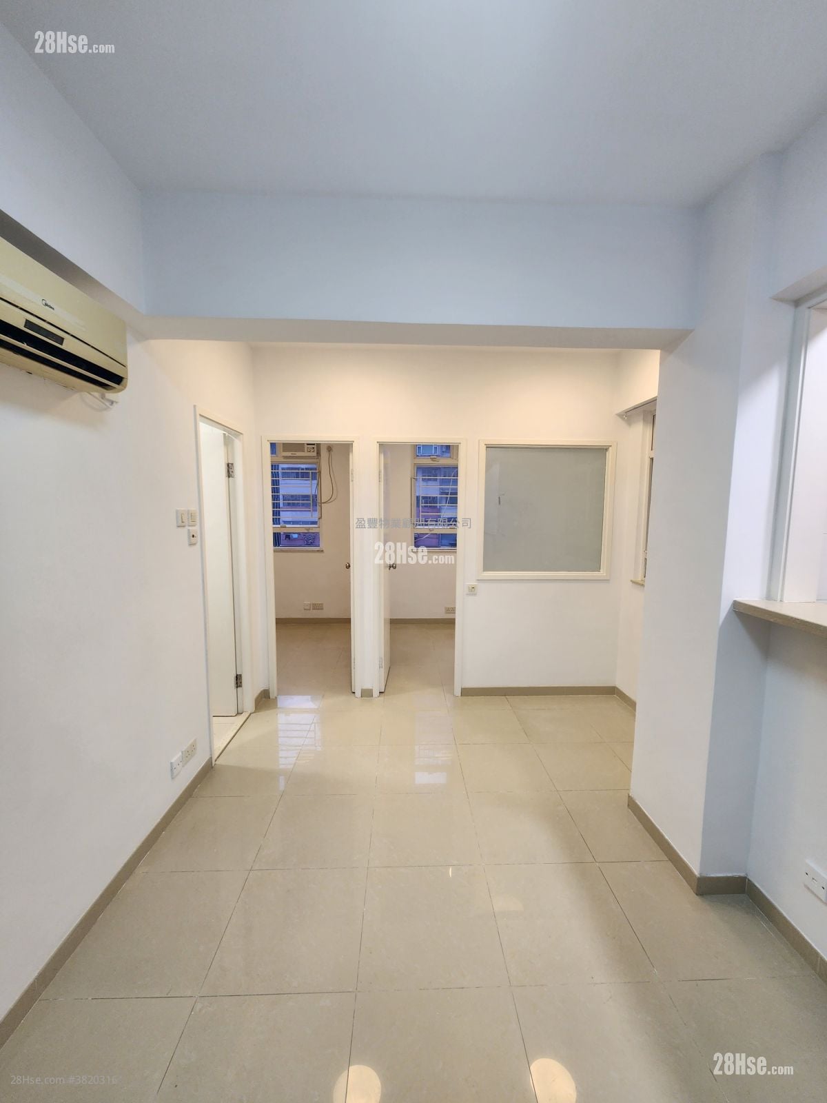 熙华大厦 租盘 2 房 , 1 浴室 336 平方尺