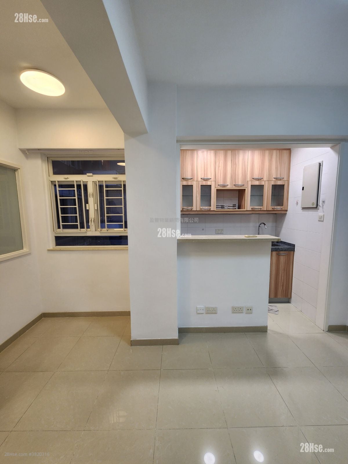 熙华大厦 租盘 2 房 , 1 浴室 336 平方尺