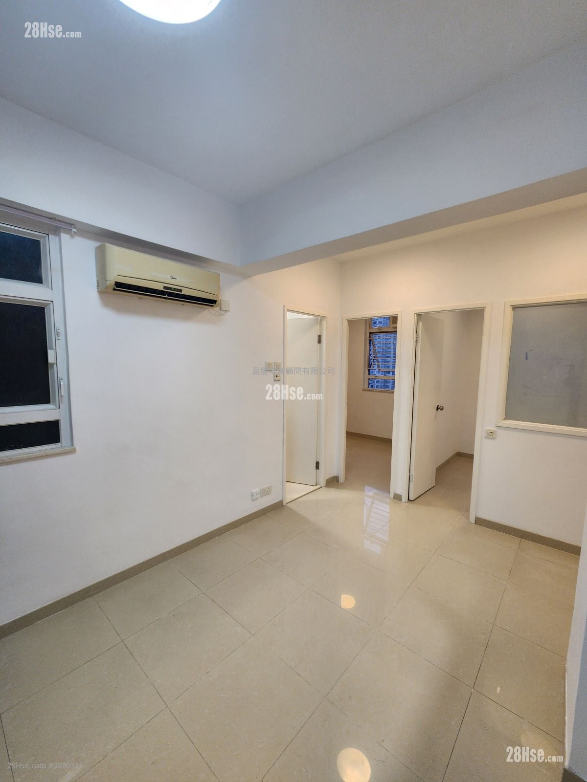 熙华大厦 租盘 2 房 , 1 浴室 336 平方尺