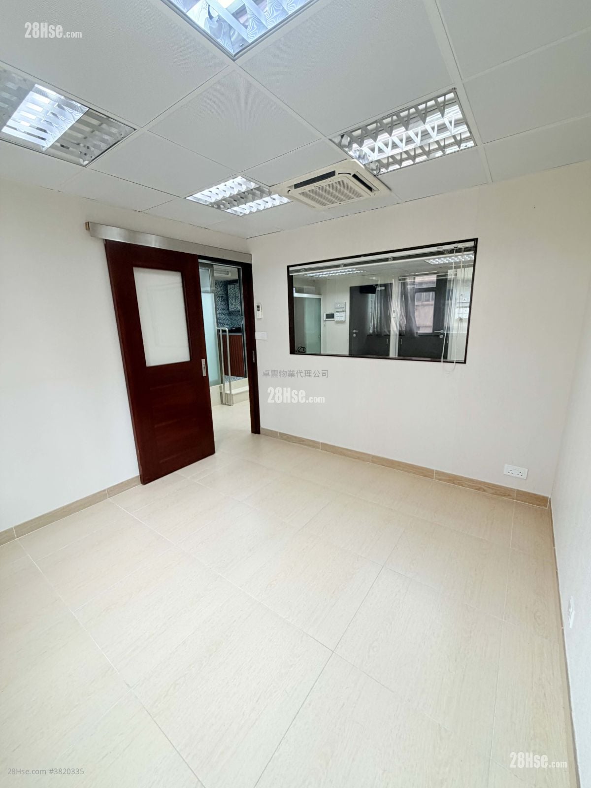 百美工業大廈 售盤 2 房 , 1 廁所 456 平方呎