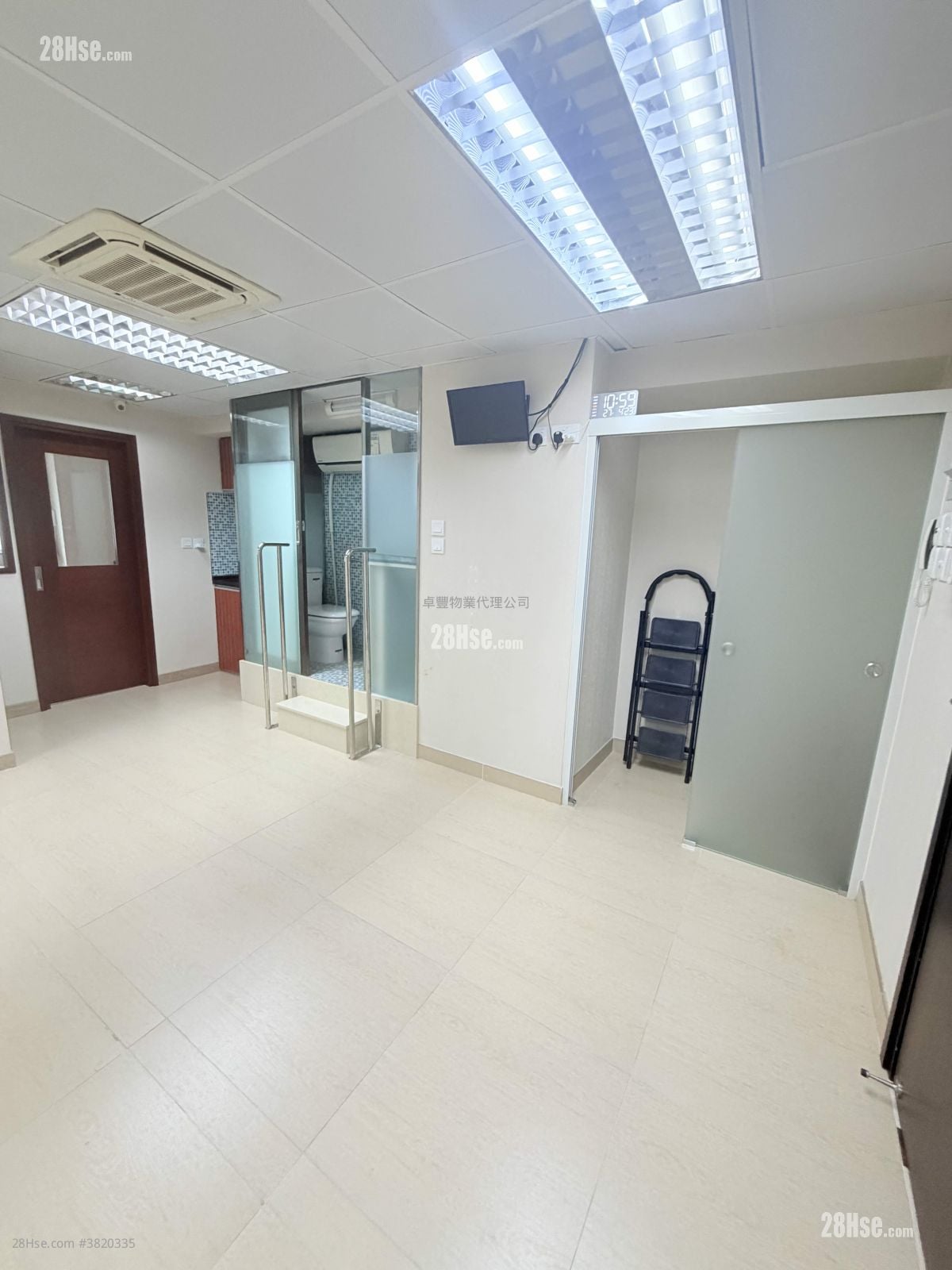 百美工業大廈 售盤 2 房 , 1 廁所 456 平方呎