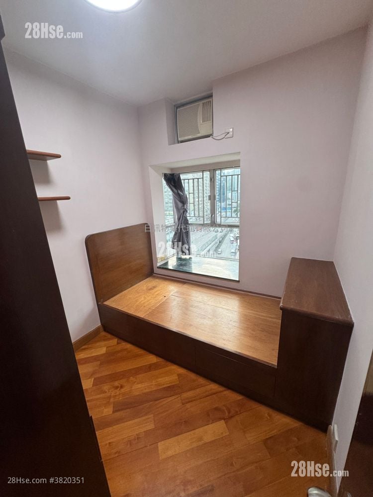 Discovery Park Rental 3 Bedrooms , 2 Bathrooms 653 ft²