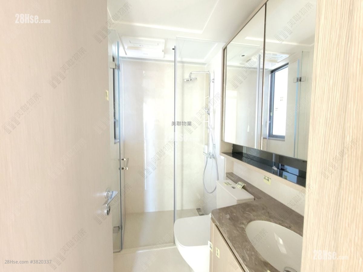 The Southside Rental 3 Bedrooms 921 ft²