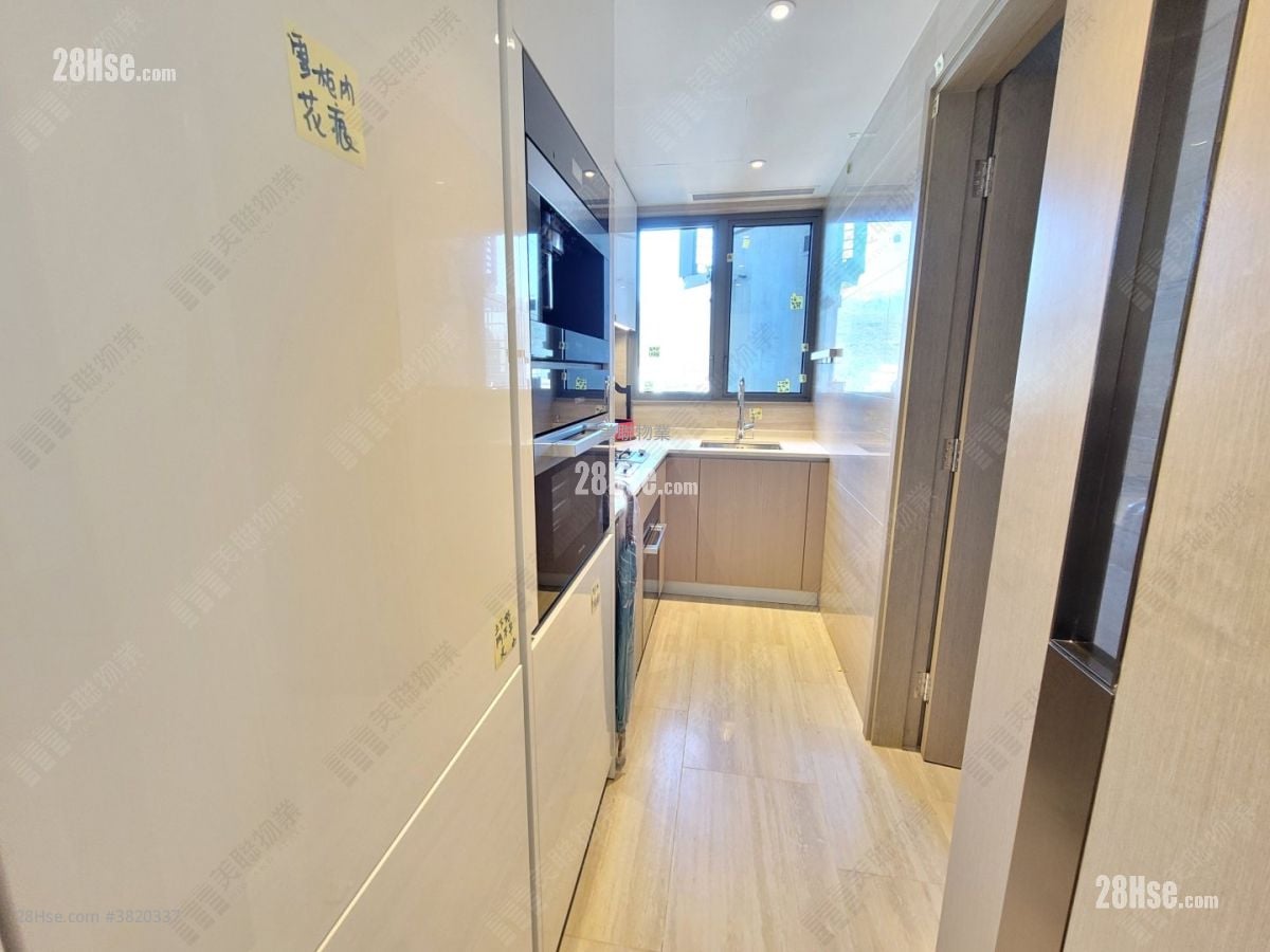 The Southside Rental 3 Bedrooms 921 ft²