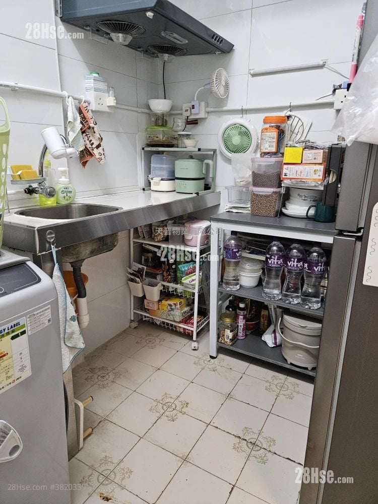 唐樓 售盤 1 浴室 243 平方呎